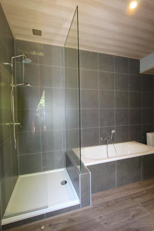 Chateau De L Aviette - Rancennes Bed & Breakfast